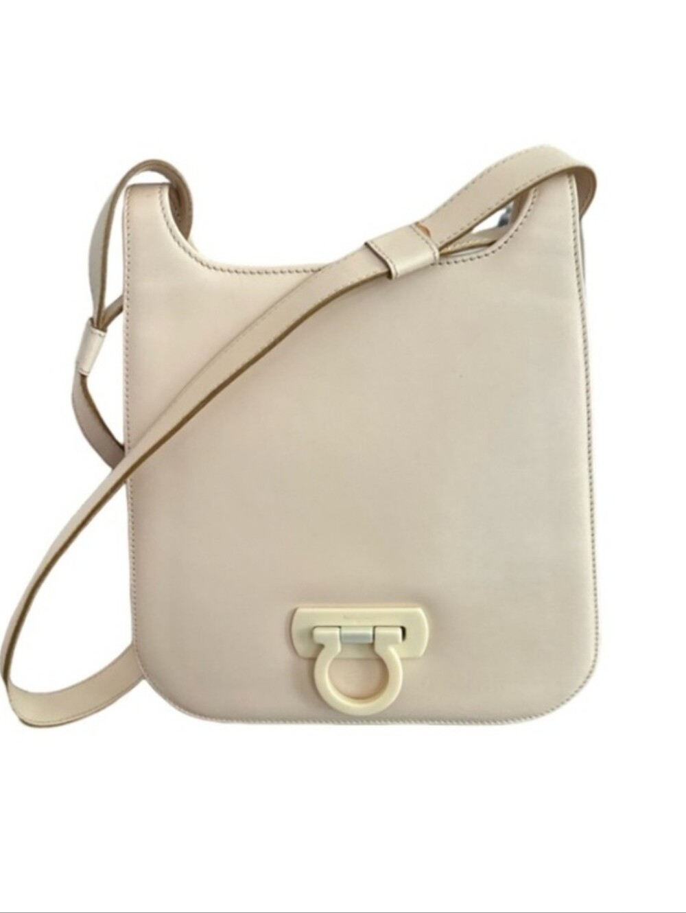 Salvadore Ferragamo Cream Leather Shoulder Bag